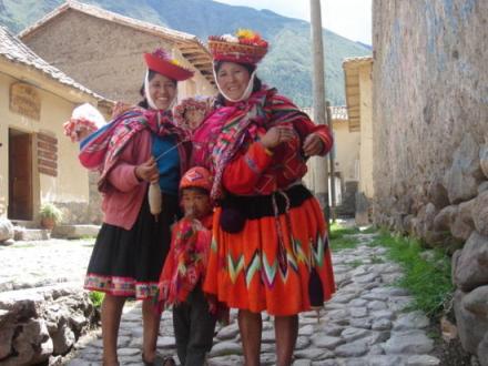 traditional clothes Peru